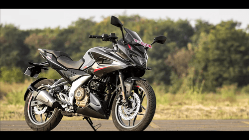 बजाज ऑटो जल्द ही भारत में अपग्रेडेड पल्सर F250 लॉन्च करने वाला है 