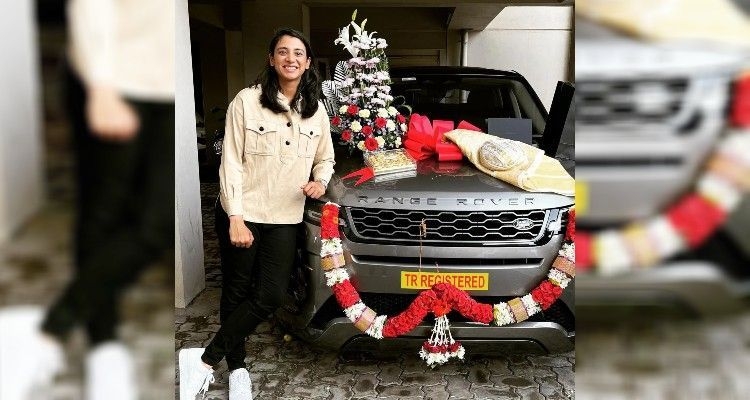 Smriti Mandhana now a Proud Owner of Range Rover Evoque SUV
