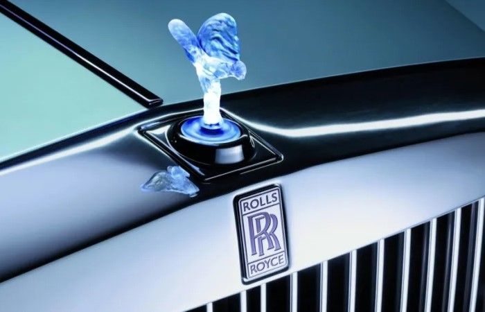 Rolls Royce to Electrify Ghost, Phantom and Cullinan Successor by 2030