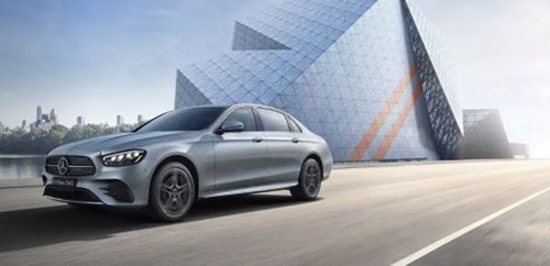 Audi S5 Sportback versus Mercedes Benz E Class