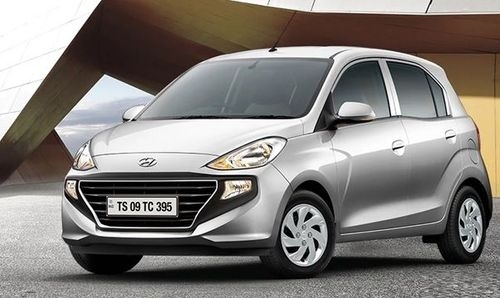 Renault Kwid versus Hyundai Santro