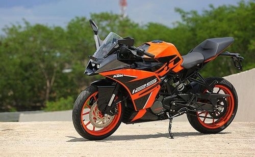  second-gen RC 200 and RC 125 has launched, KTM  selling it at Rs 2.09 lakh and Rs 1.82 lakh