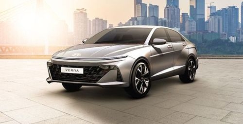 एल्विश यादव का नया कार कलेक्शन और नेट वर्थ