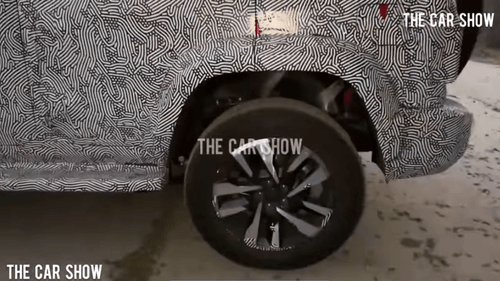 2024 Mahindra Thar 5-Door Spied: 10.25-Inch Screen, Enhanced Comfort, Stylish 19-Inch Alloys