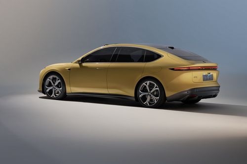 Tesla Model 3 competitor Nio ET5 All-Electric Sedan Unveiled In The Electric Market