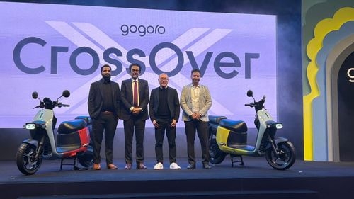 Gogoro Unveils CrossOver Electric Scooter In India In 3 Diff Variants
