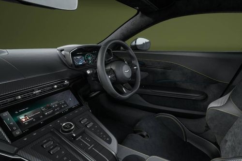 Aston Martin Vantage Cockpit