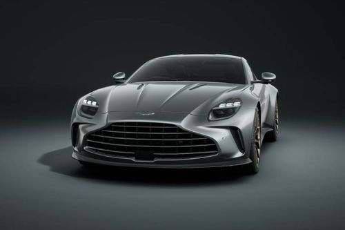 Aston Martin Vantage Grille