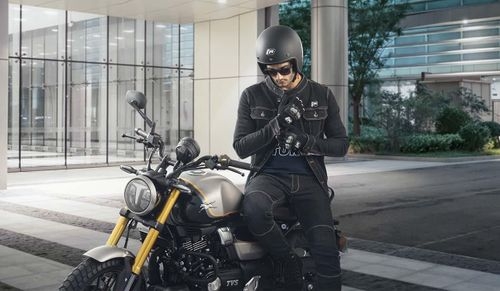 TVS Ronin IMAGE GALLERY: Price, Colours & Details Inside