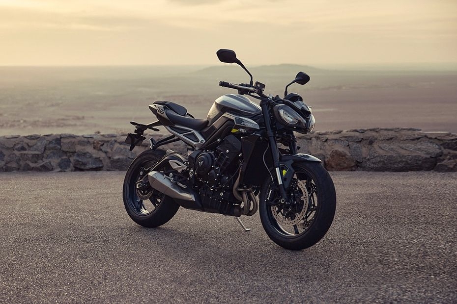2023 Triumph Street Triple bookings open ahead of March 2023 launch