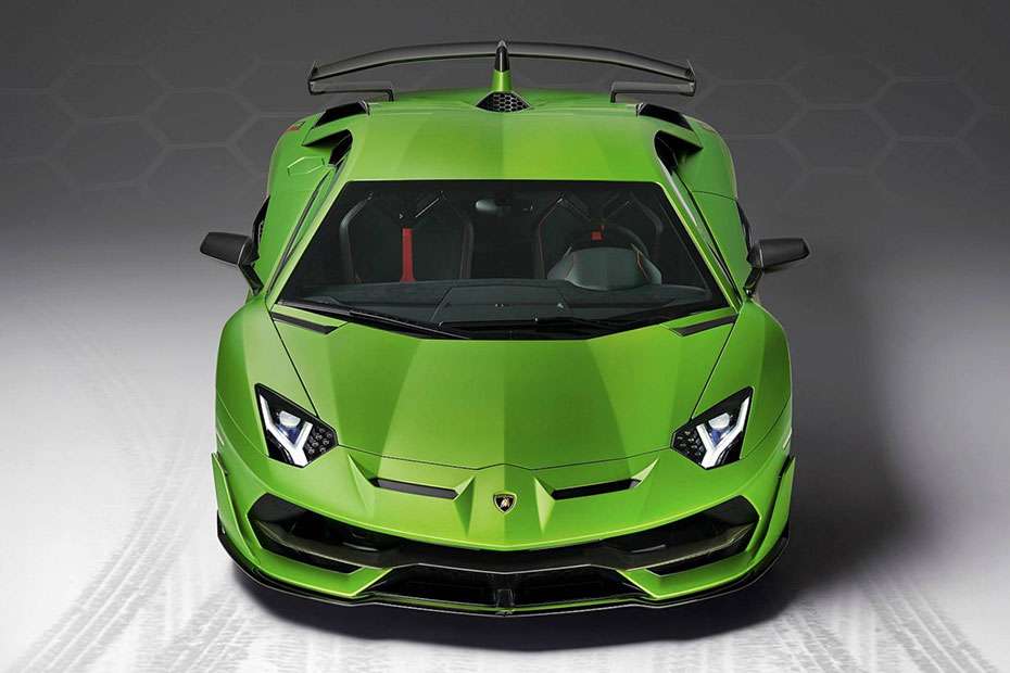 lamborghini aventador front