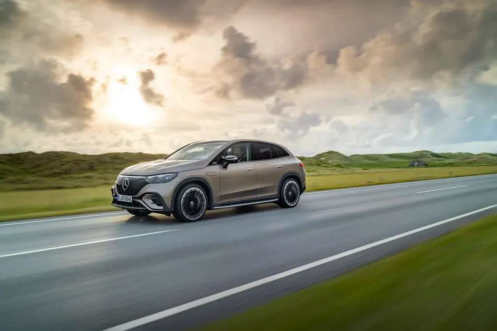 All_new_Mercedes_Benz_EQE_SUV_fa14a7ba53.jpg