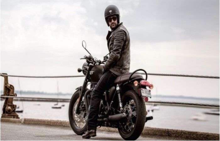 Bajaj_Triumph_bike_ebc40a0166.jpg