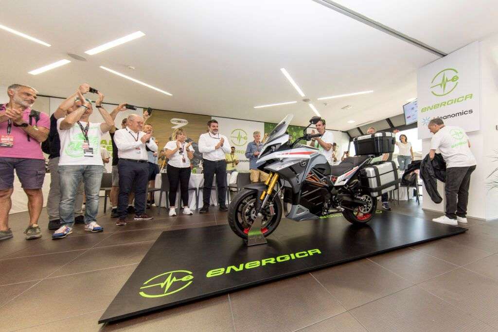 Experiaelectric_5b800205d5.jpg