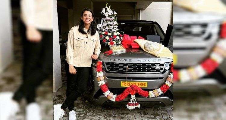 Smriti_Mandhana_Range_Rover_Evoque_c239a00afc.jpg