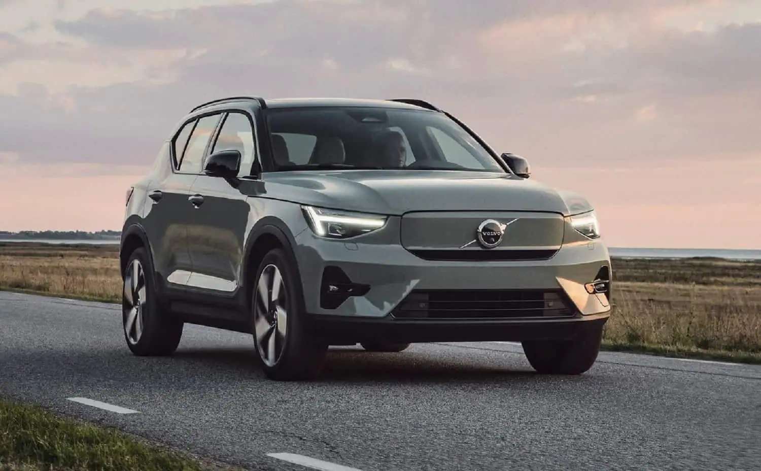 Volvo_XC_40_1f5213e661.jpg