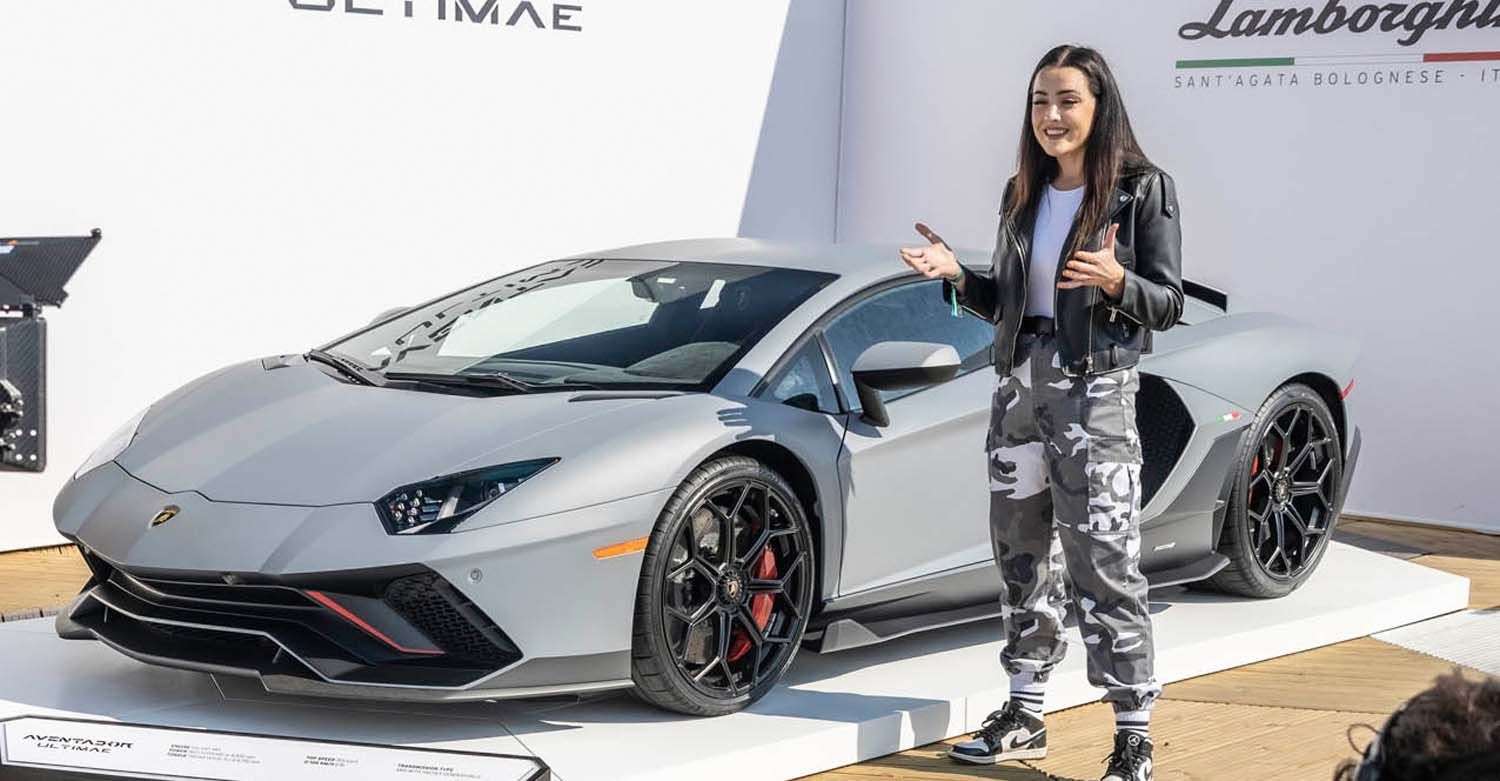 aventador_ba29d8c950.jpg