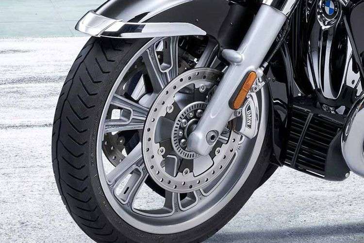 BMW R 18 Transcontinental images