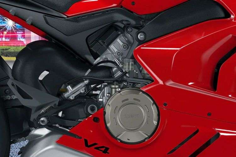 Ducati Panigale V4 engine