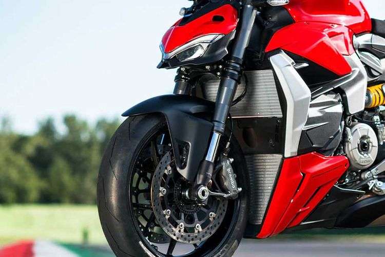 Ducati Streetfighter V2 Front Tyre View