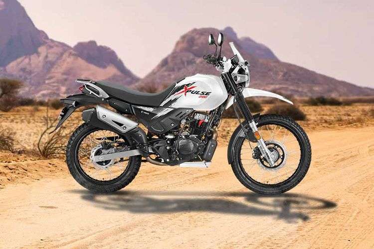 Hero XPulse 200 Right Side View