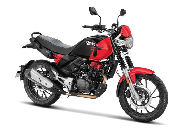 Hero-Xpulse-200T_front-right-side