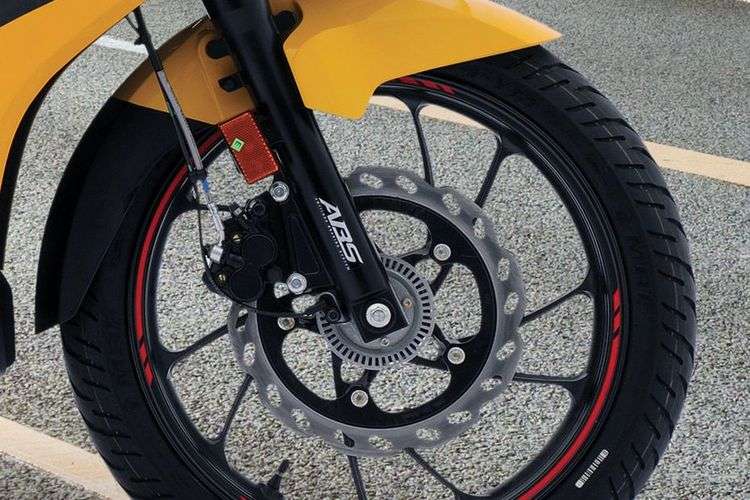 Hero Xtreme 200S 4V Front Wheel