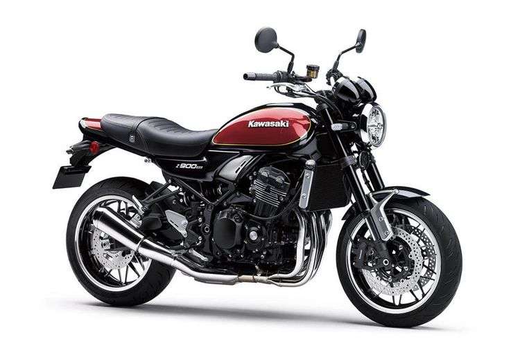 Kawasaki-Z900RS_front-right-side-view