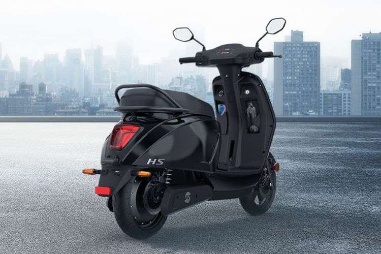 Runr HS Electric rear view