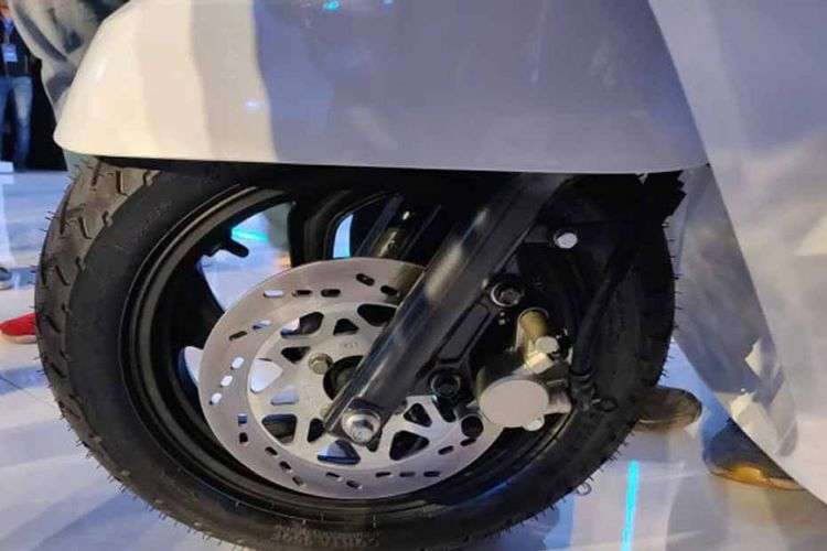 TVS iQube Front Tyre View