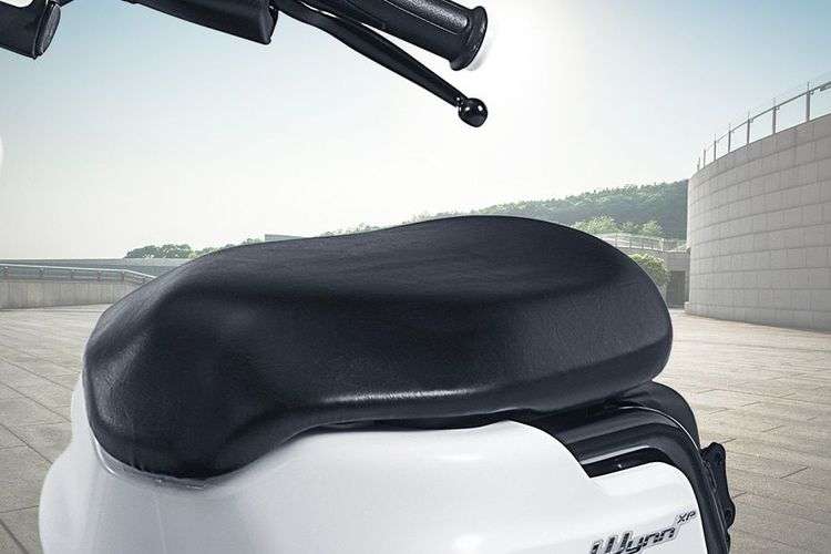 Yulu Wynn Seat