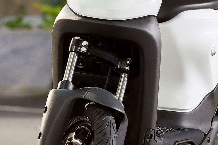 Yulu Wynn Front suspension  view