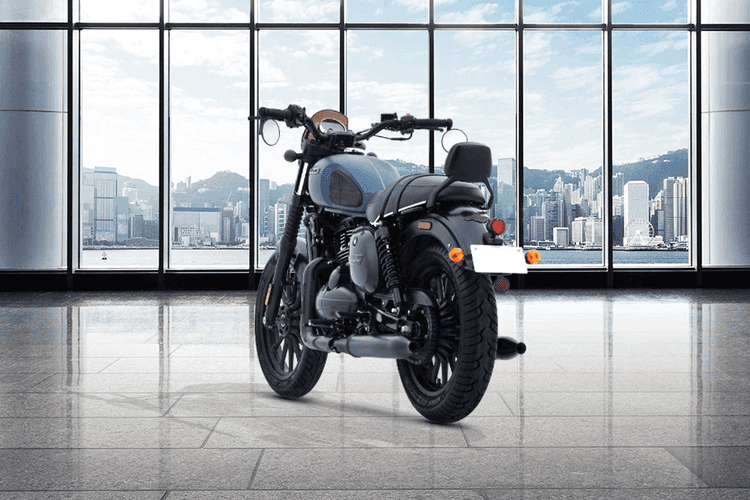 Yezdi Motorcycles Roadster [2024] Left Rear Three Quarter