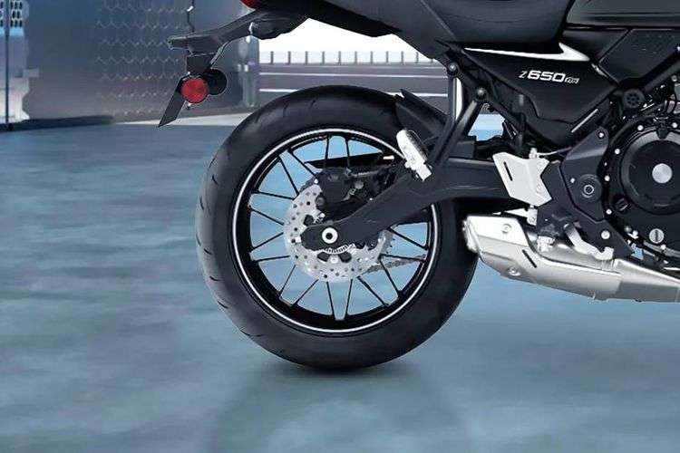 कावासाकी जेड650आरएस images