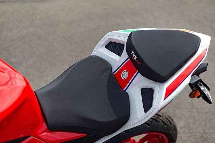 TVS Apache RR 310 Seat