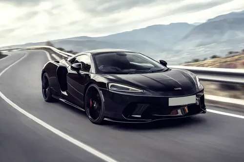 McLaren GT images