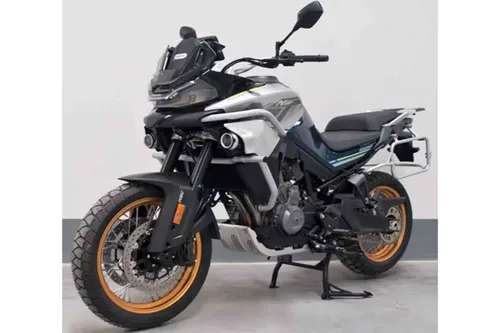 CFMoto MT800