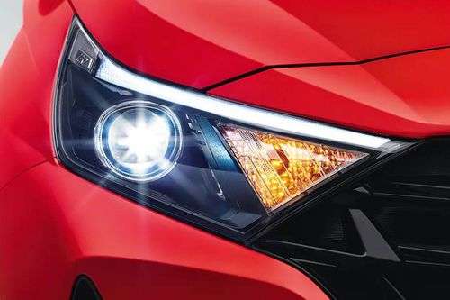 Hyundai-i20 Headlights
