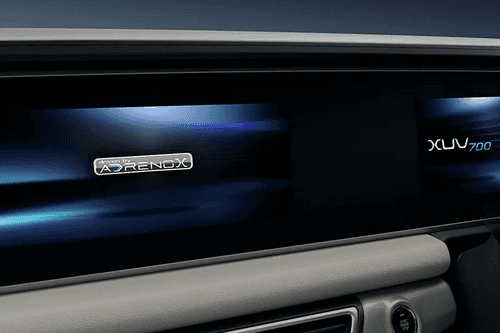 Mahindra XUV700 Interior Image