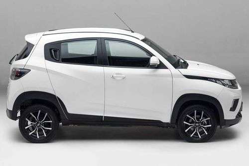 Mahindra EKUV100 Right Side View