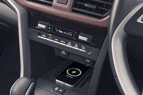 Maruti Brezza interior Maruti Brezza interior