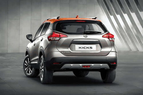 Nissan-Kicks Left Rear View