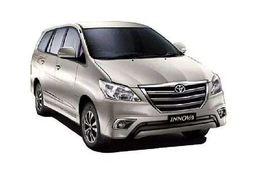 Toyota Innova [2015-2016]