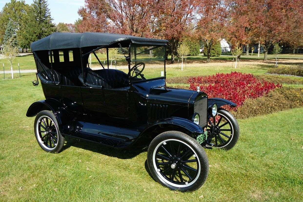 1920 FORD MODEL T.jpg