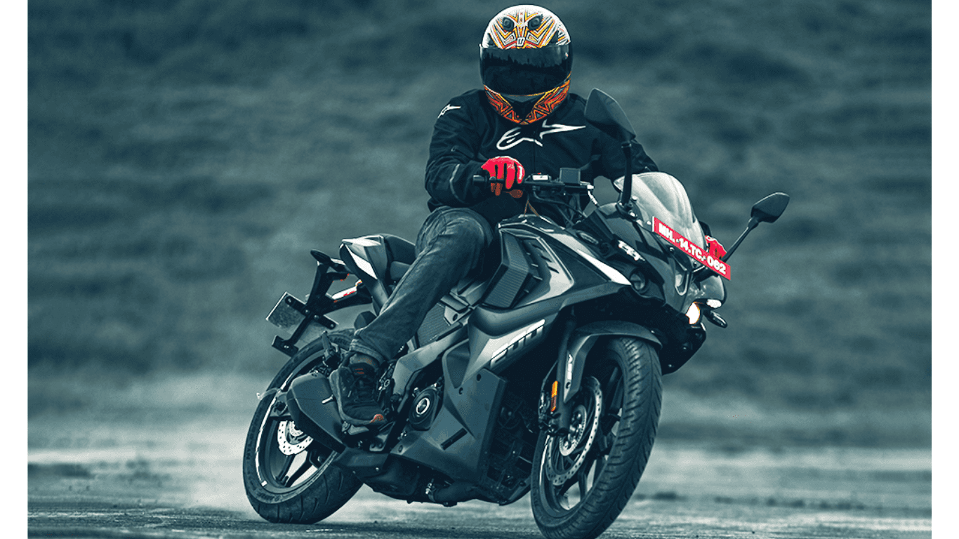 Bajaj-Pulsar-RS200.png