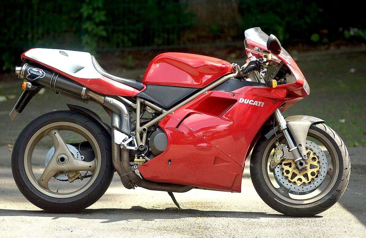 Ducati 916 