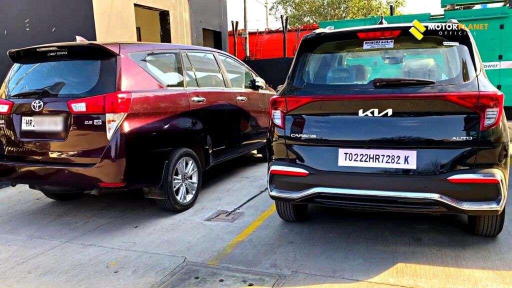 Kia carrens toyota innova crysta