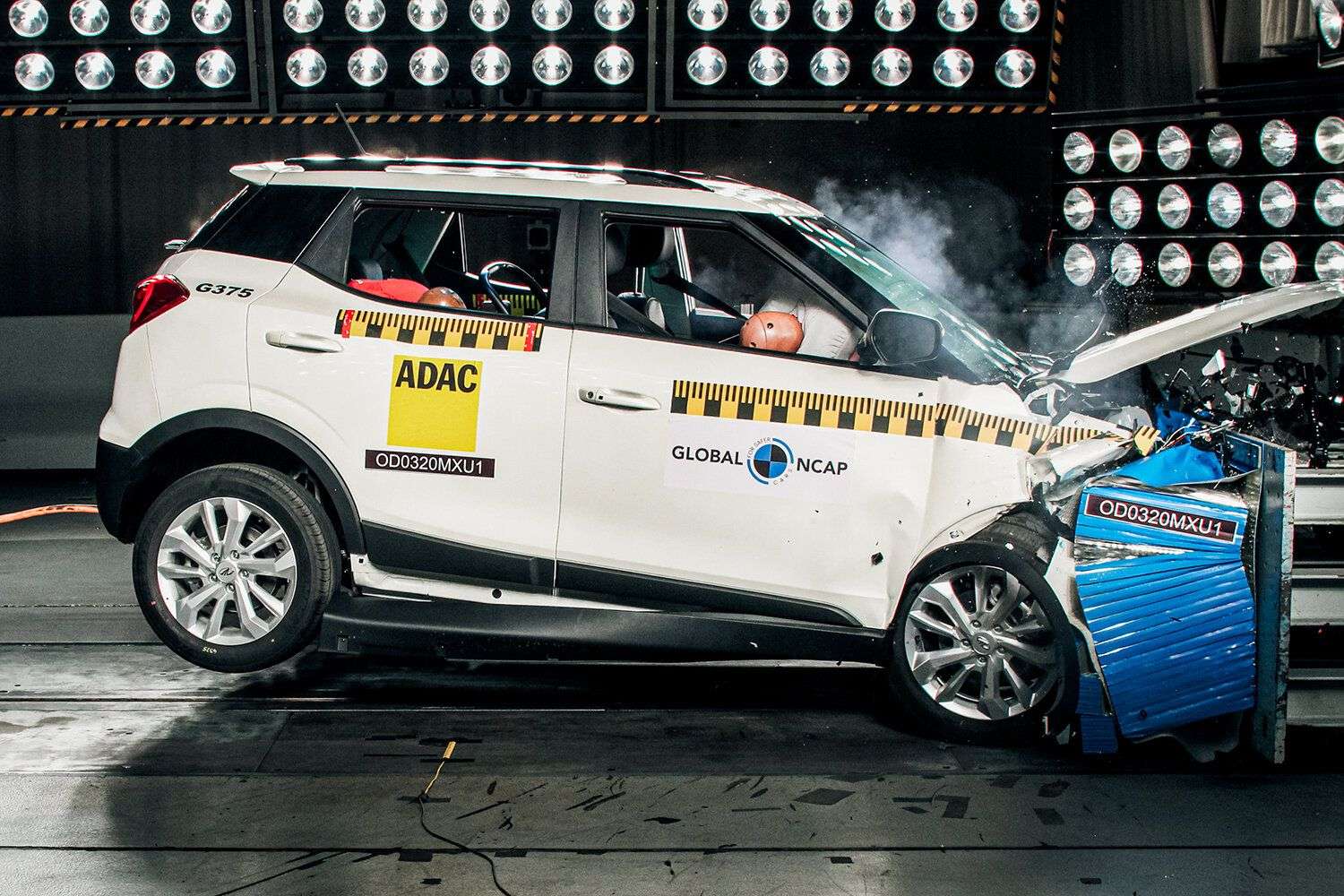 Mahindra-XUV-300.jpg