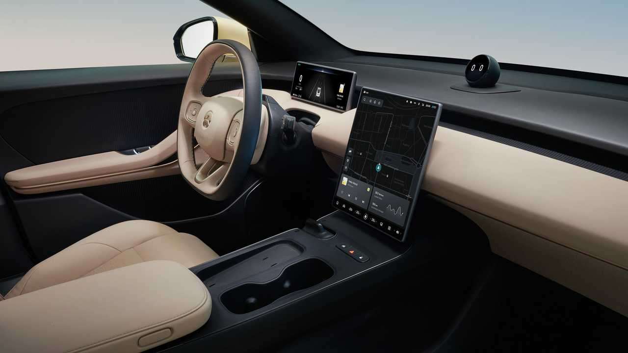 Nio ET5 all-electric sedan interior 