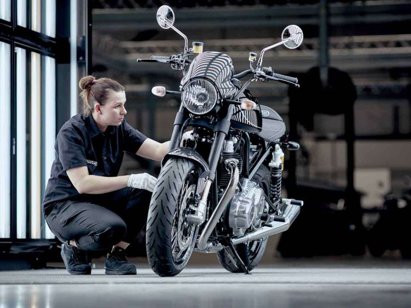 Norton Commando 961